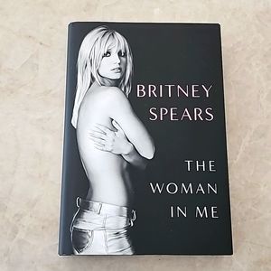 The woman in me book by Britney spears